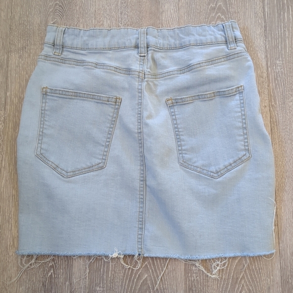 Y2K Streetwear Society Womens Size Medium Denim Thrashed Mini - Picture 3 of 6